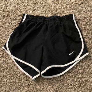 Nike shorts (CHILD)
